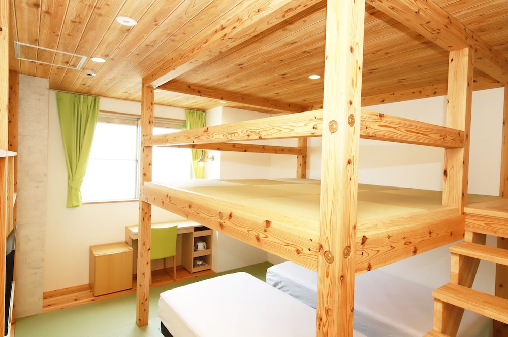 Hiroshima Peace Hotel Hostel 35/50
