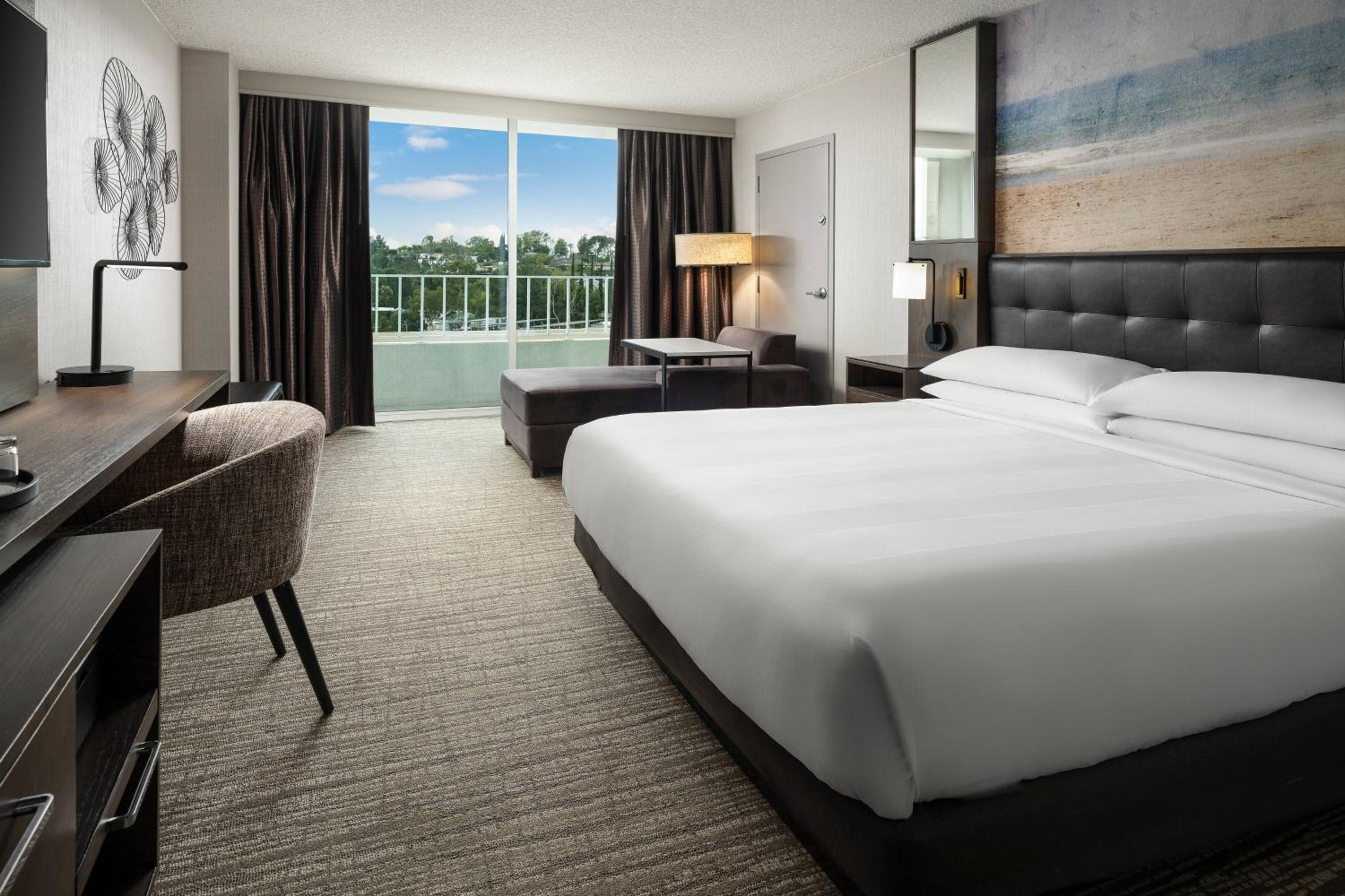 Room, King or Double Bed, King Bed, Concierge Level