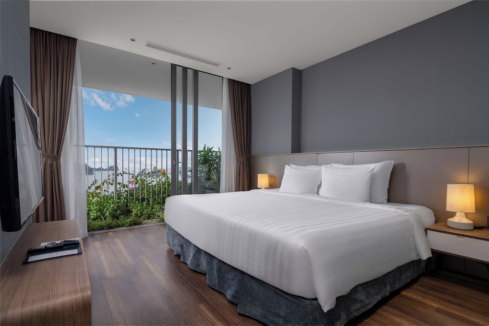 1 Bedroom, Ocean, Deluxe, Residence, King Bed