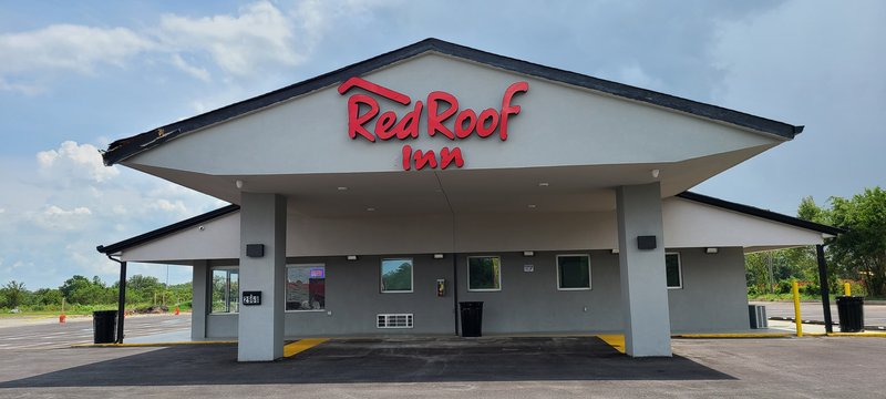 Red Roof Inn Byron 1/14