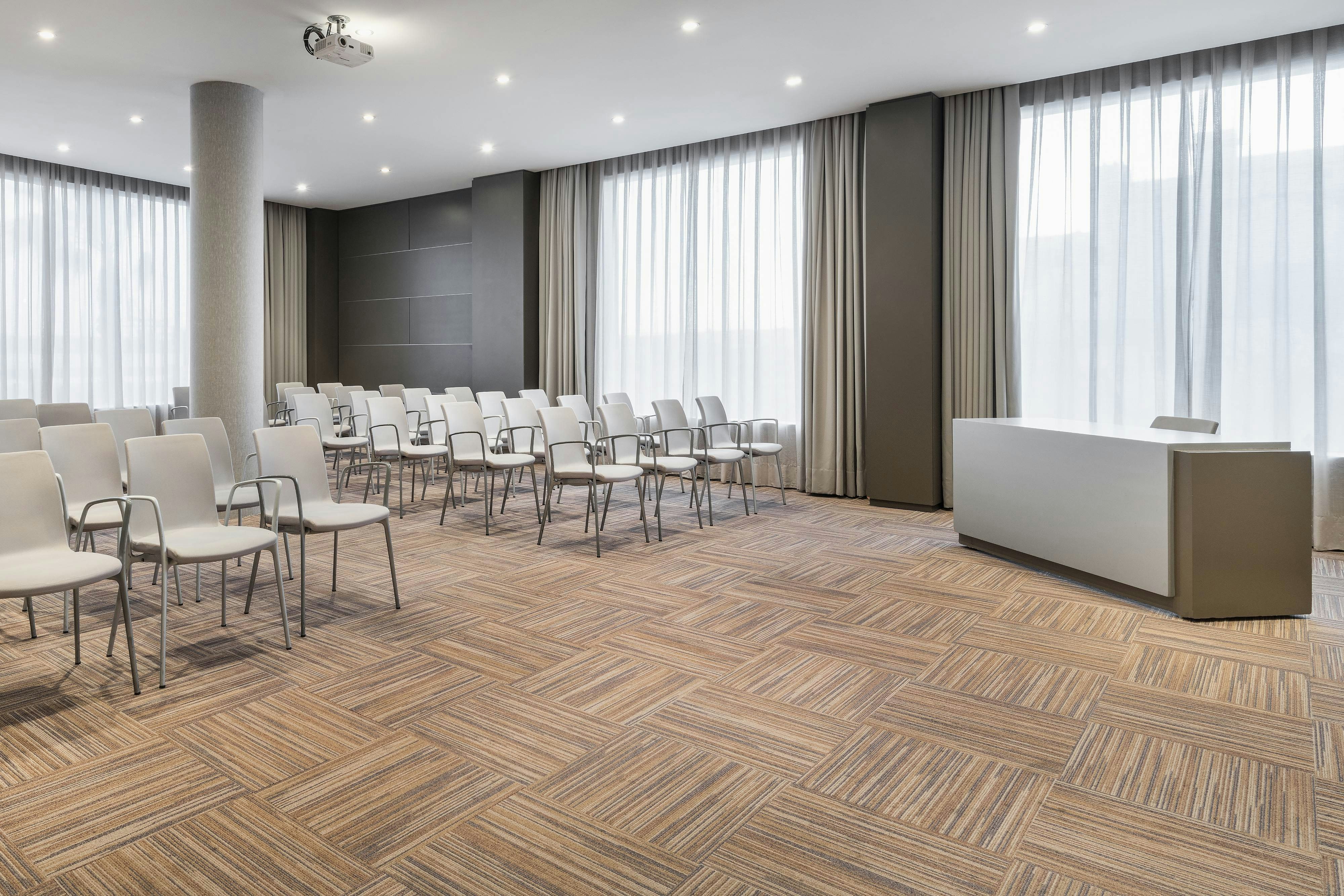 AC Hotel Alicante by Marriott 53/59