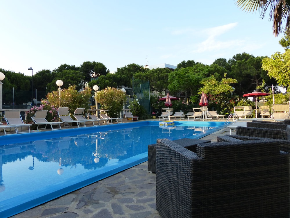 Franca Hotel 28/50