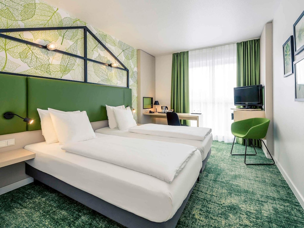 MERCURE HOTEL HANNOVER MITTE 21/79