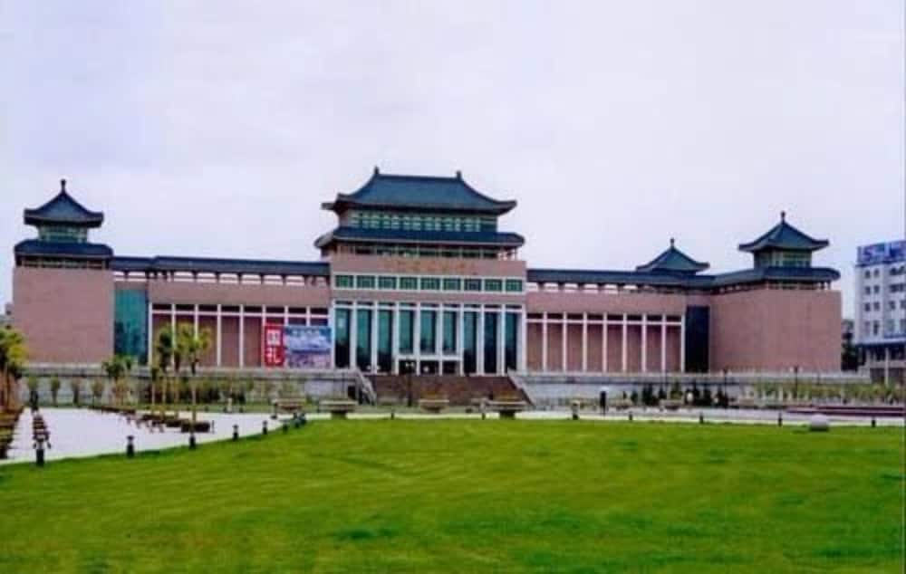 Xining Wusi Hotel — foto 4