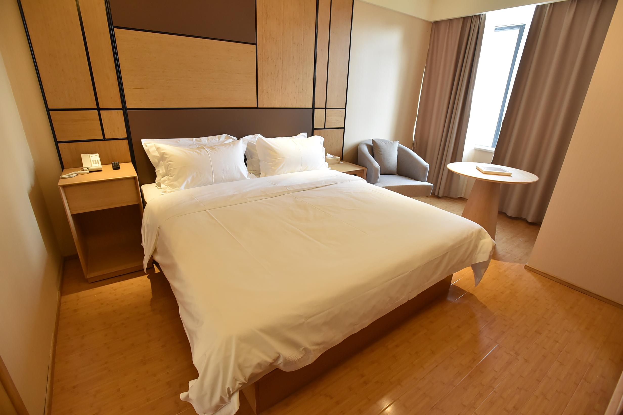 Ji Hotel (Yangzhou Wangyue Road) 12/22