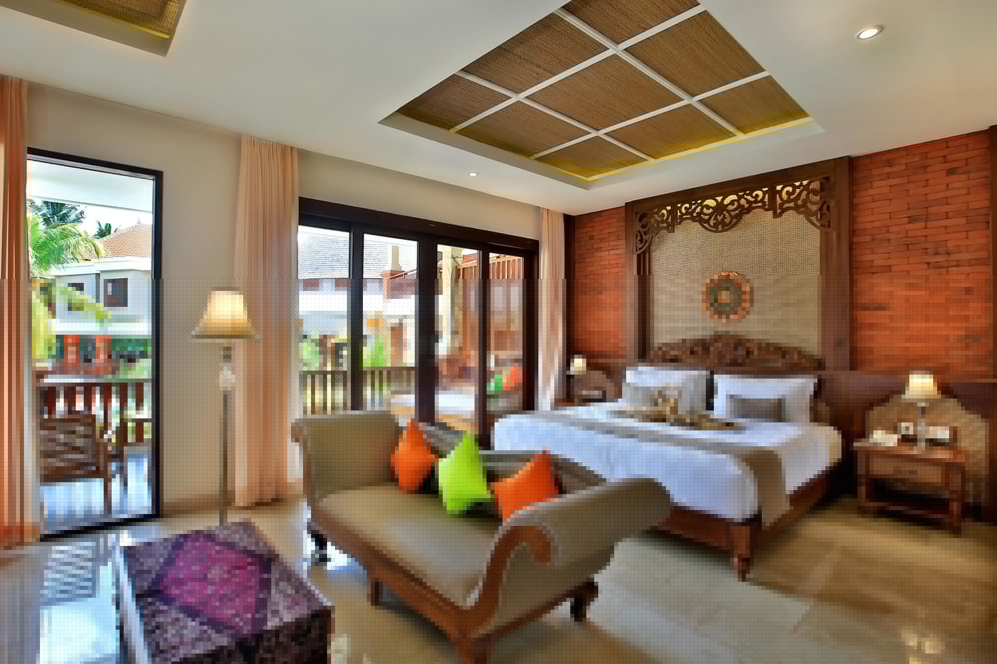 Junior Suite, Pool View