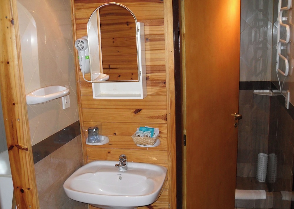APARTMENT, TRIPLE