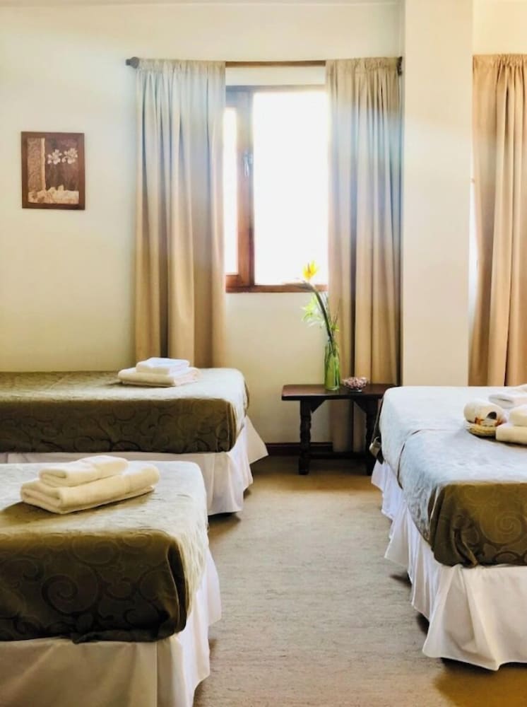 غرفة ثلاثية، HOTEL KALKEN 2/6