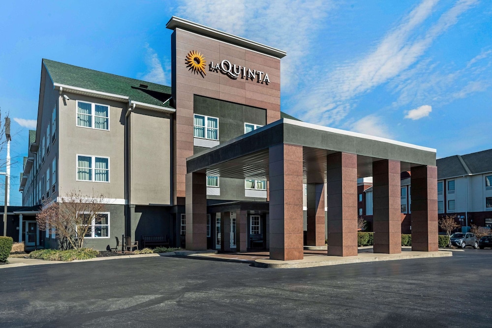 La Quinta Inn & Suites by Wyndham Lebanon 2/37