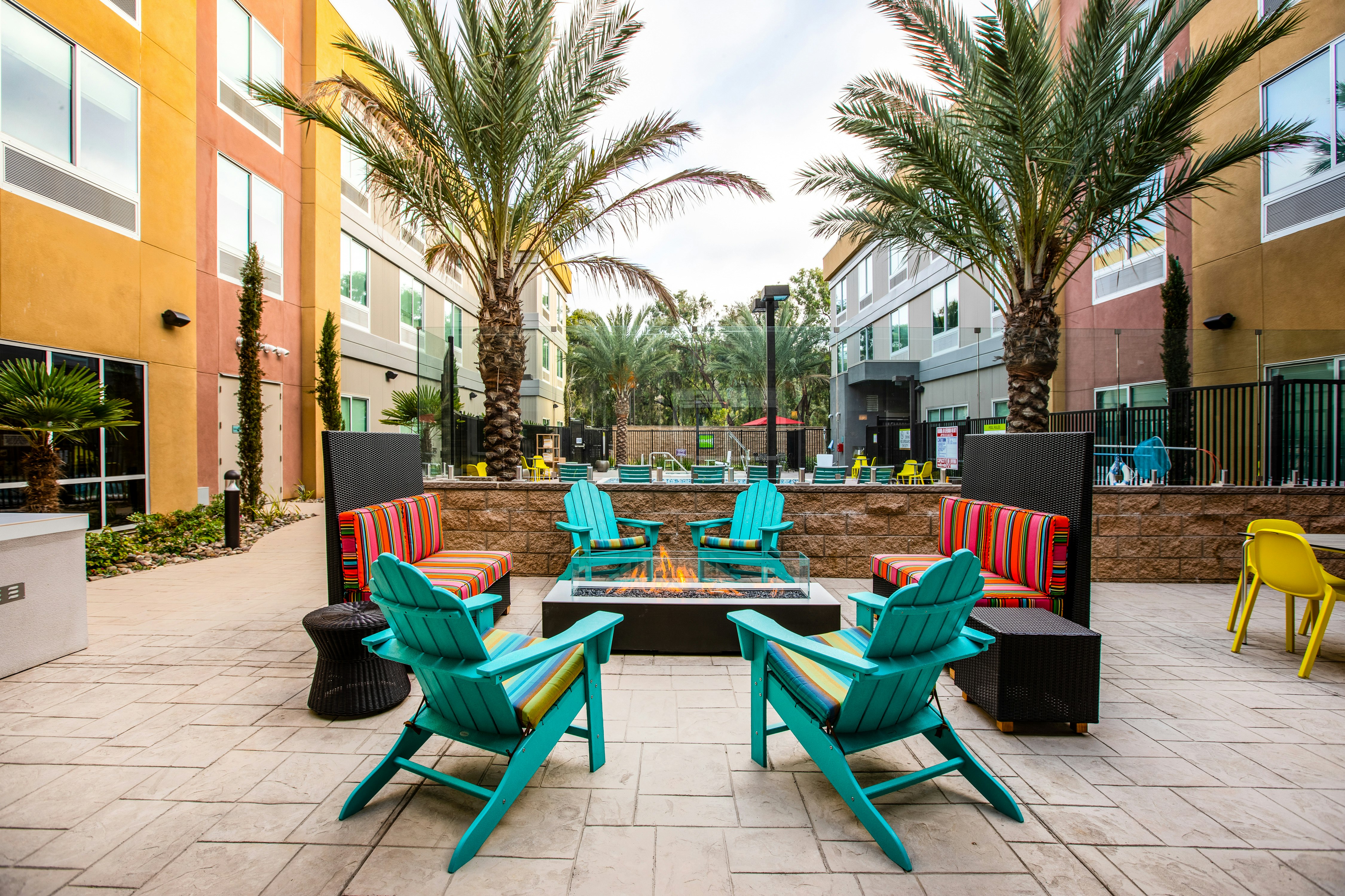 Home2 Suites By Hilton Carlsbad CA 41/44