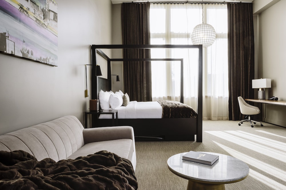 The Hotel Covington 21/70