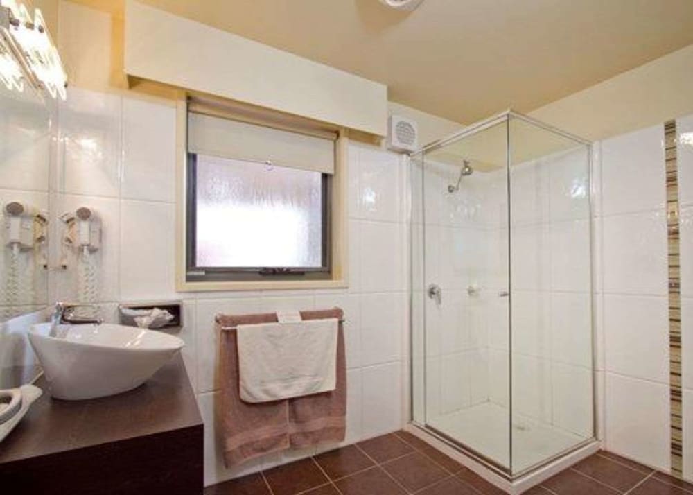 Comfort Inn Suites City Views 20/30