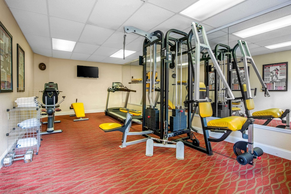 Quality Inn & Suites Jacksonville-Baymeadows 18/42