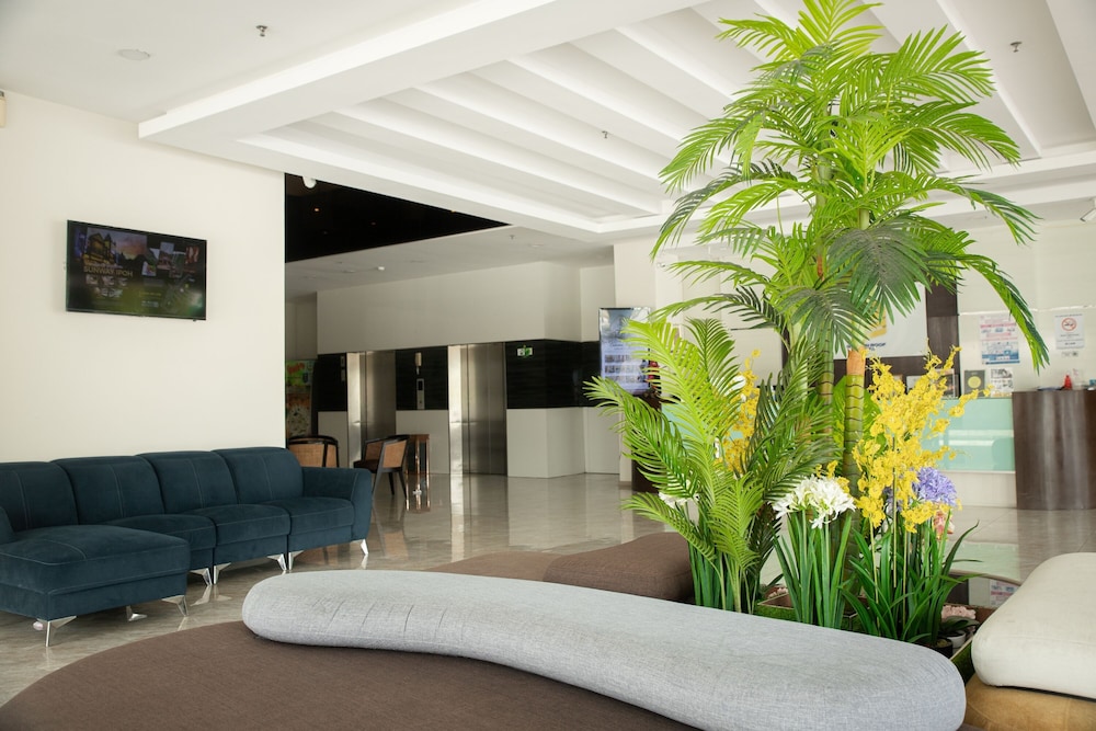 Swing & Pillows at Golden Roof Hotel Ampang, Ipoh 58/62