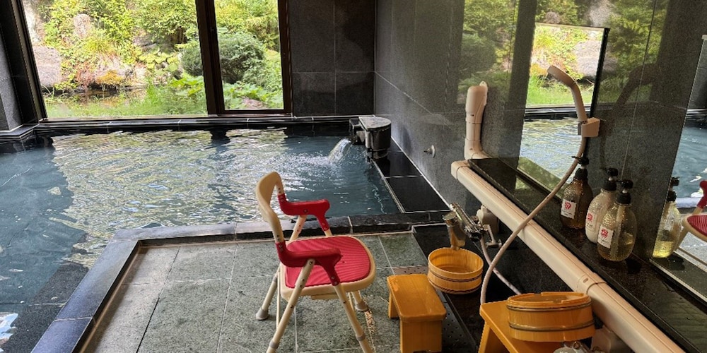 Shoji Mount Hotel 24/49