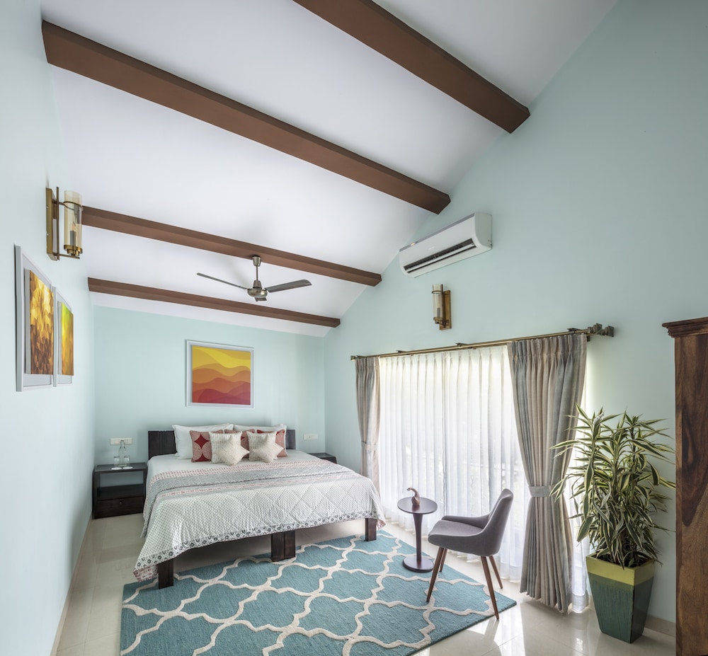 4 Bedrooms, House, 4 Queen Beds