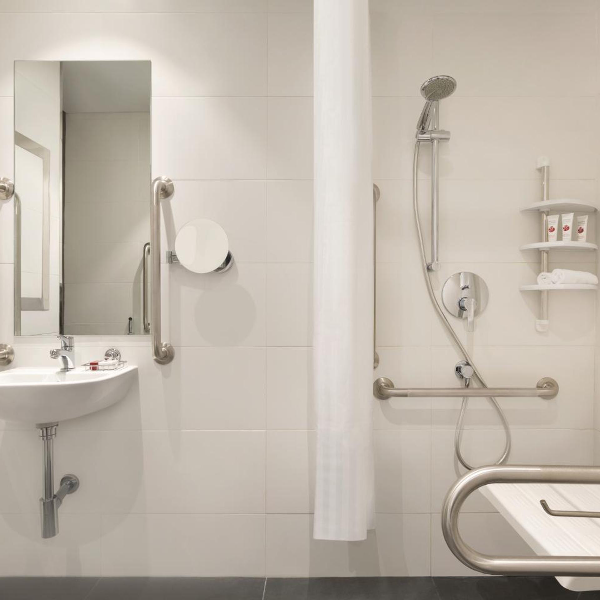 Room, Accessible, Tryp By Wyndham Dubai 3/4