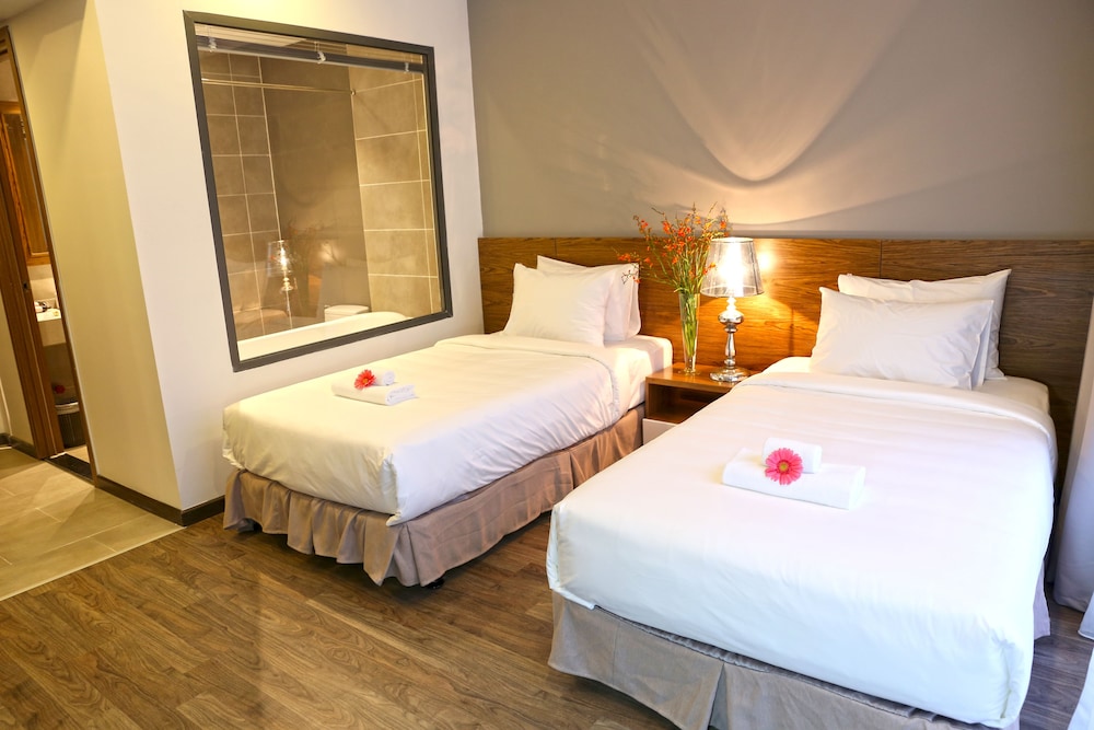 Thao Trang Laluxe Hotel 6/50