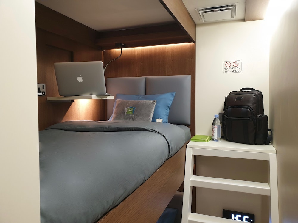 Sleep N Fly Sleep Lounge A Gates Terminal 3 Transit Only 30/50