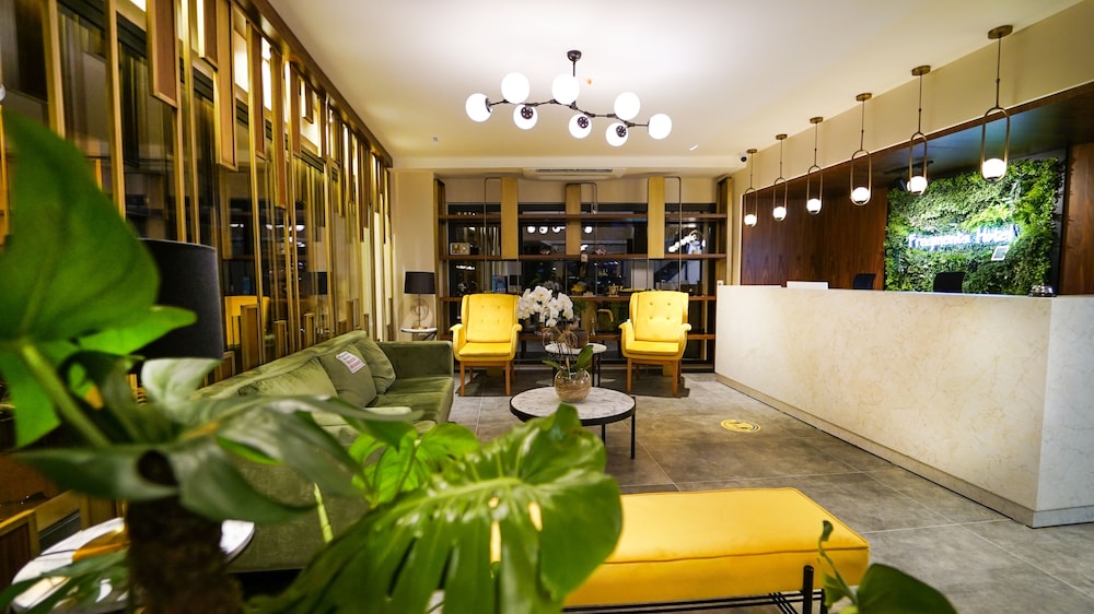 Fragments Hotel 7/51