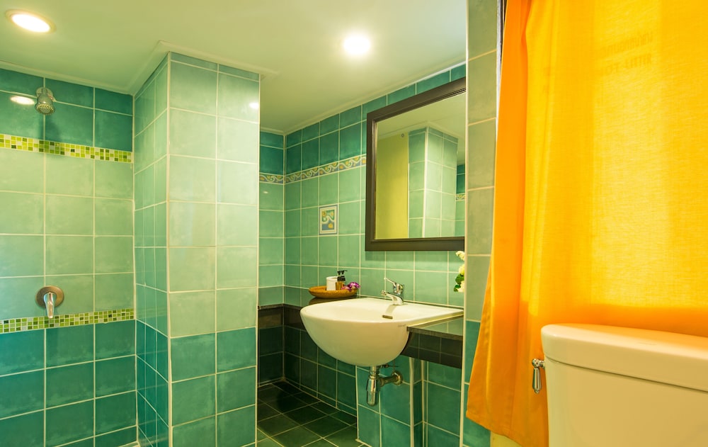 Krabi City Seaview Hotel 48/50
