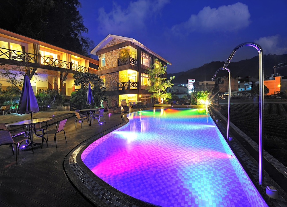 Chi Meng Rou Holiday Villa 1/68