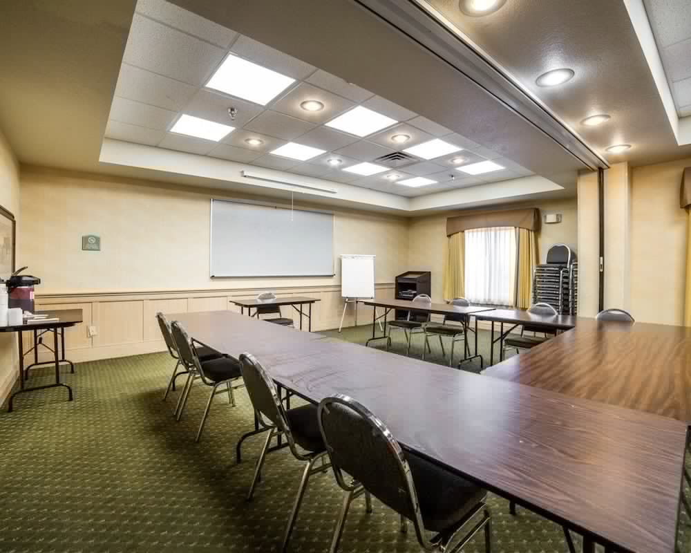 Comfort Inn & Suites Rawlins WY 43/48