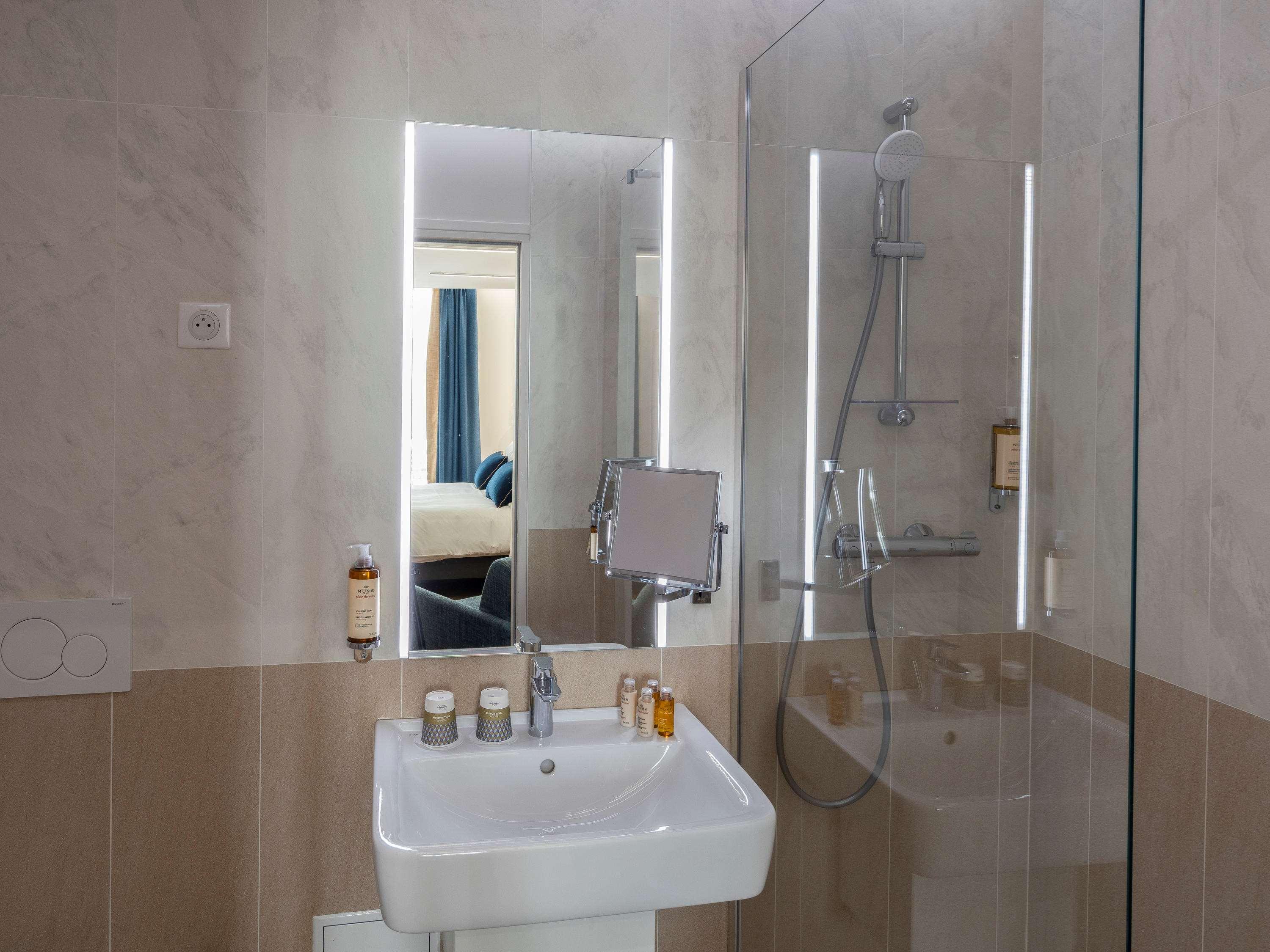 غرفة قياسية بسرير مزدوج، Mercure Paris Opera Lafayette 9/10