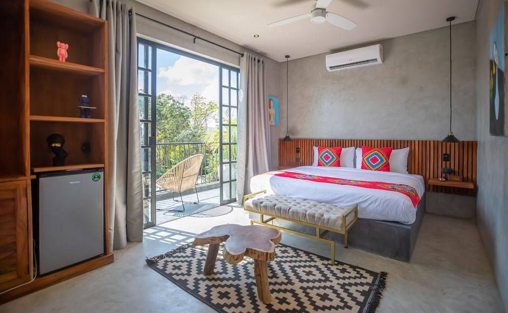 غرفة بسرير كينج بشرفة، Turquoise Tulum Hotel 3/10