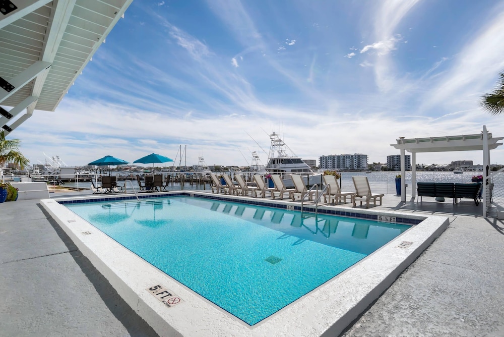 Inn on Destin Harbor, an Ascend Collection Hotel 38/59