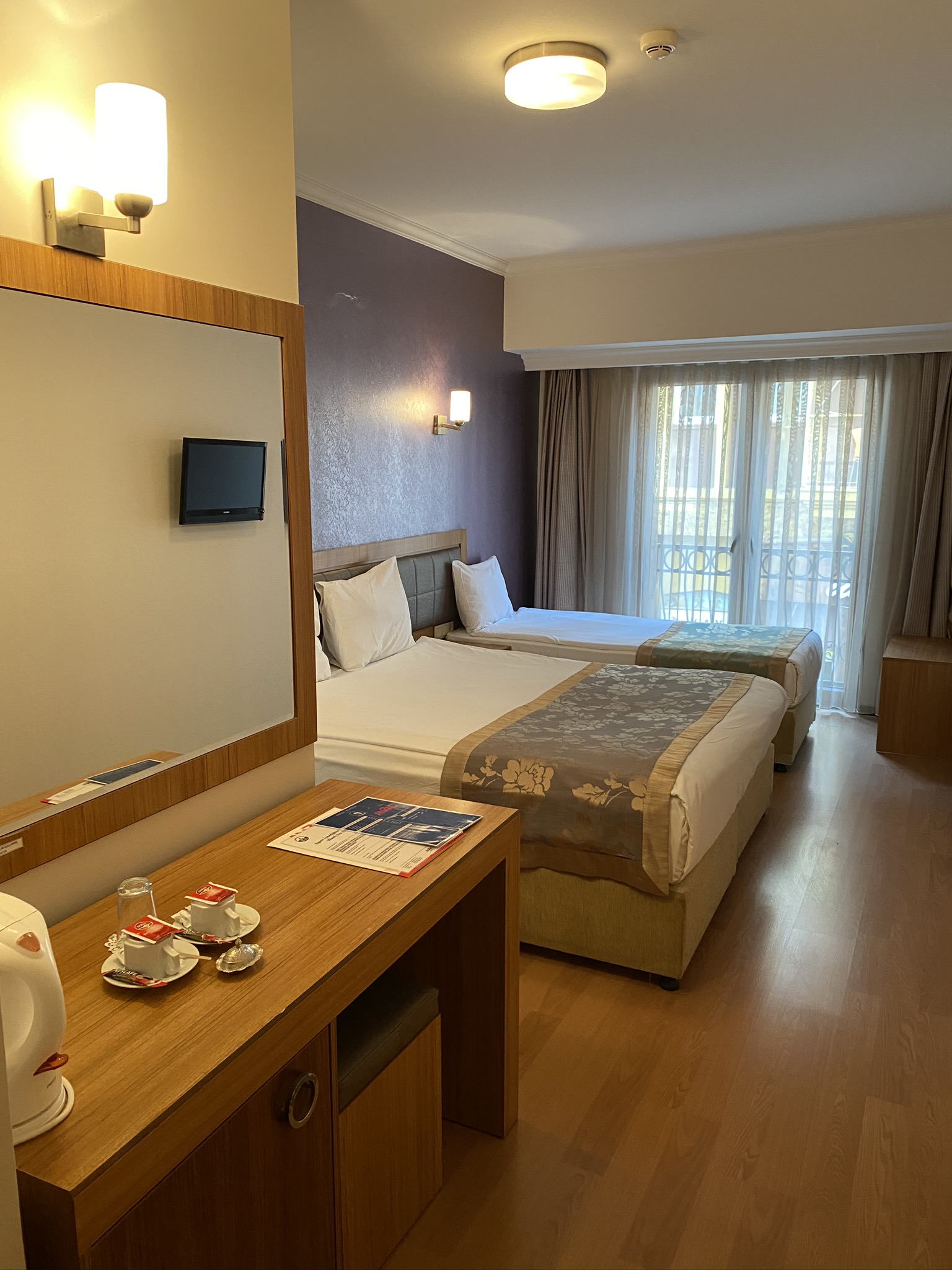 غرفة قياسية رباعية بسرير مزدوج، Grand Anzac Hotel 2/3