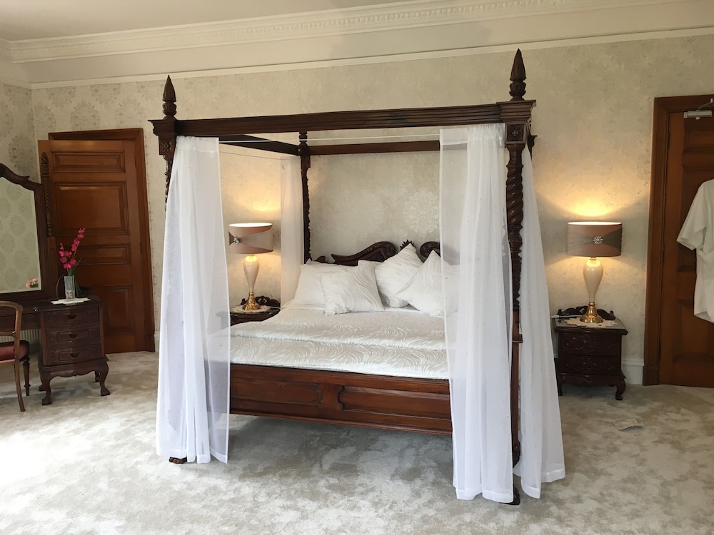 Ledgowan Lodge Hotel 25/72