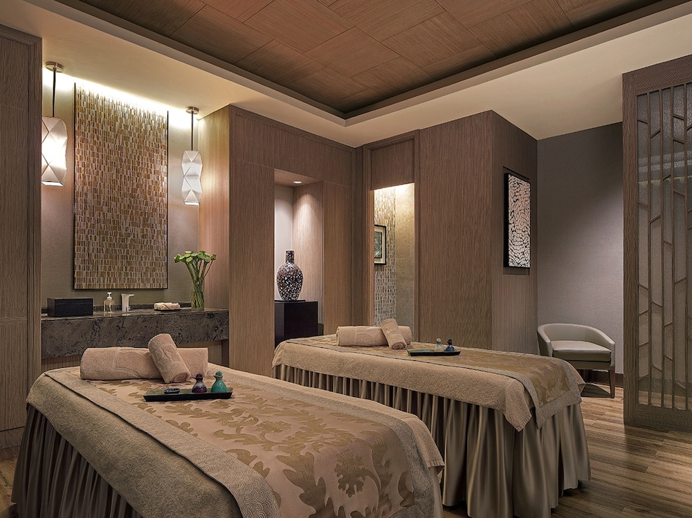 Shangri-La Shenyang 18/50