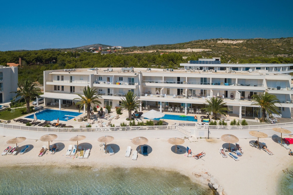 Hotel Perla 41/50