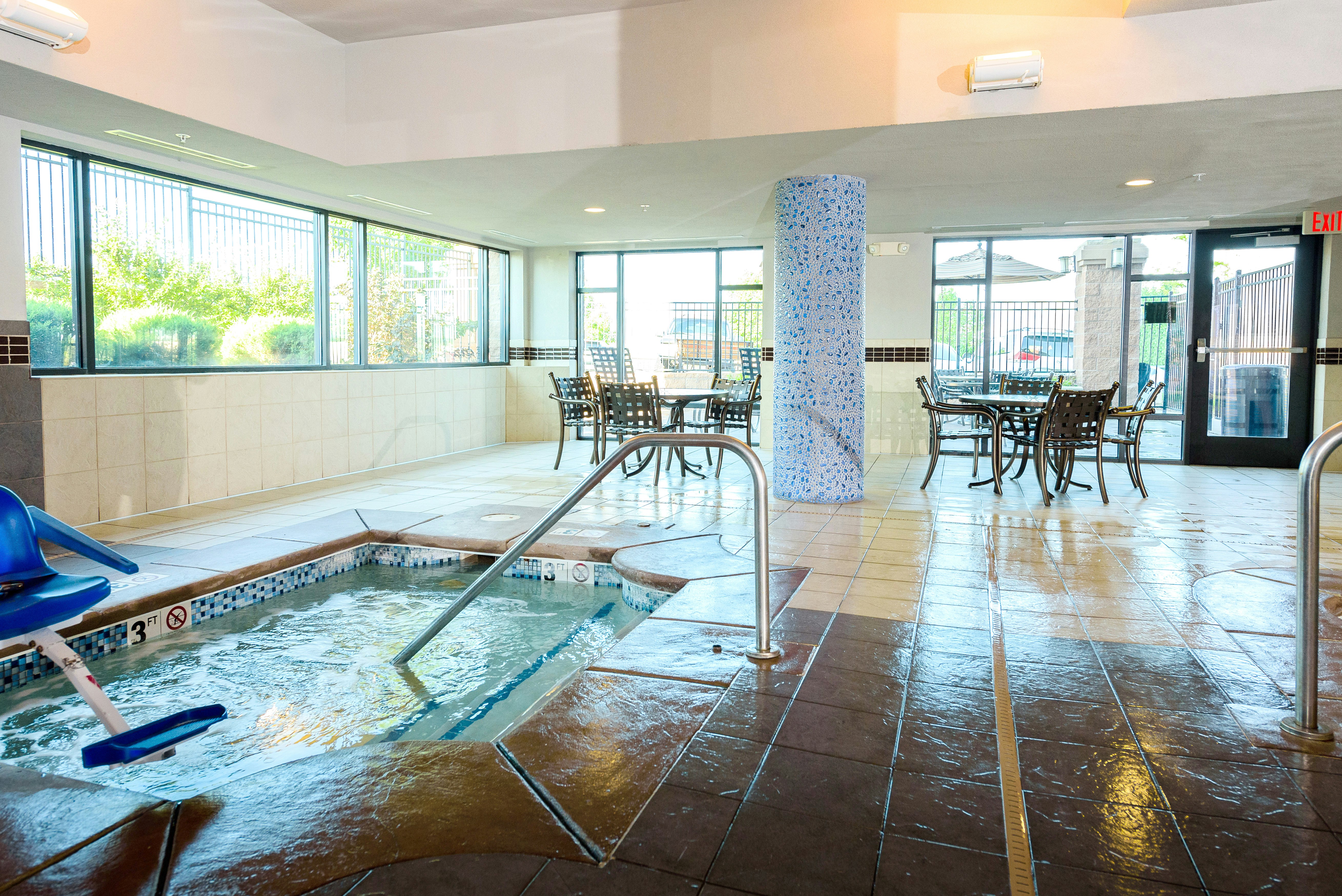 Hampton Inn & Suites Denver/Highlands Ranch 43/82