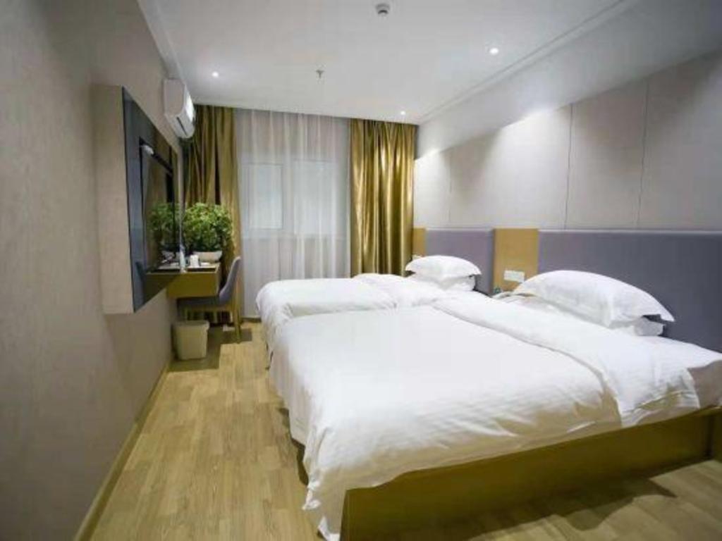 GreenTree Inn Jiangsu Wuxi Jiangyin Yunting Changshan Avenue ChenGYAng Road Business Hotel 10/37