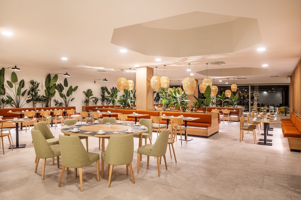 Barcelo Lanzarote Active Resort 66/81