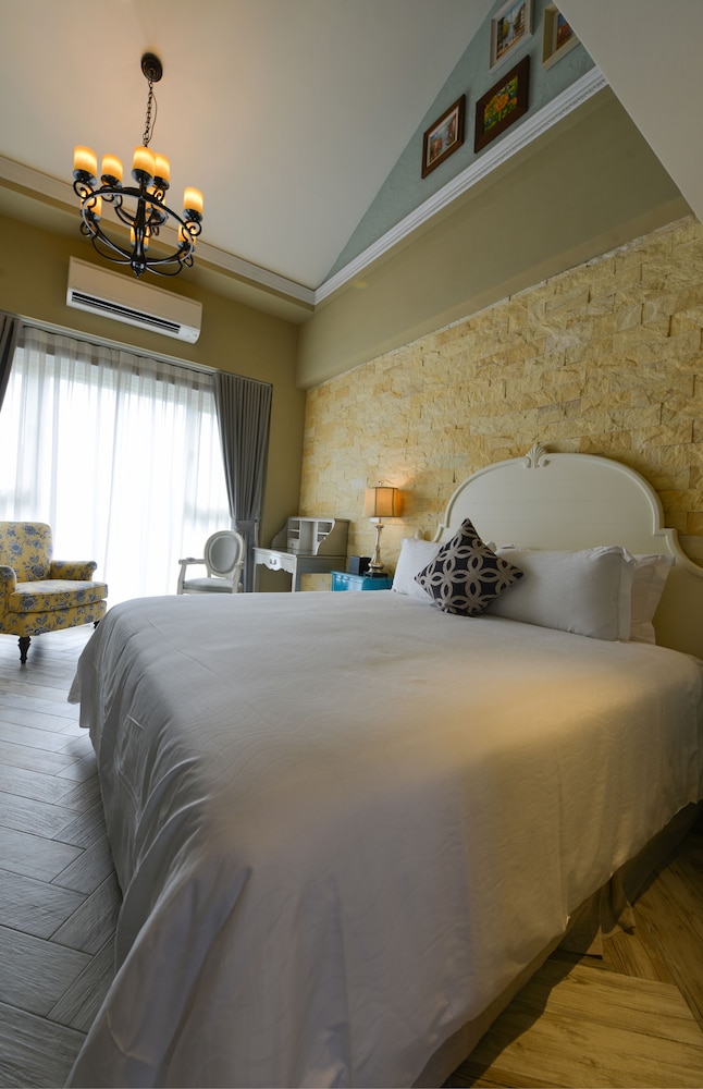 فيلا ملكية بسريرين كوين بإطلالة على البحر بـ4 غرف نوم، Four Sisters Villa 4/9