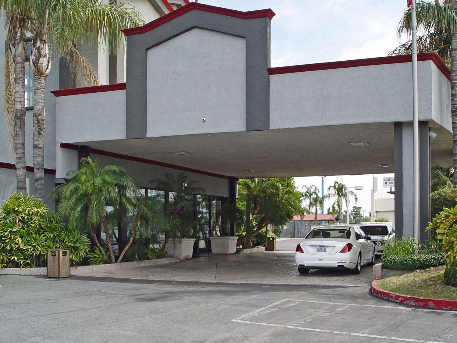 Clarion Hotel Bakersfield North 21/34
