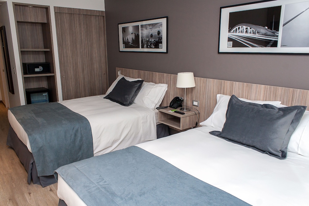 Hotel Capital Bellet 25/66