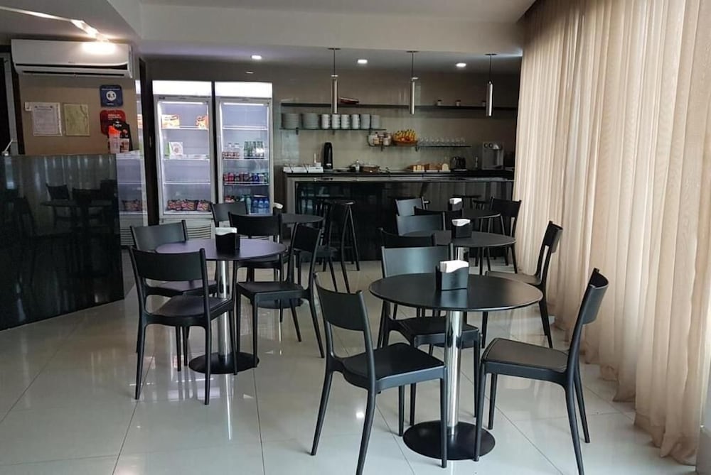Hotel Enseada Aeroporto 27/33
