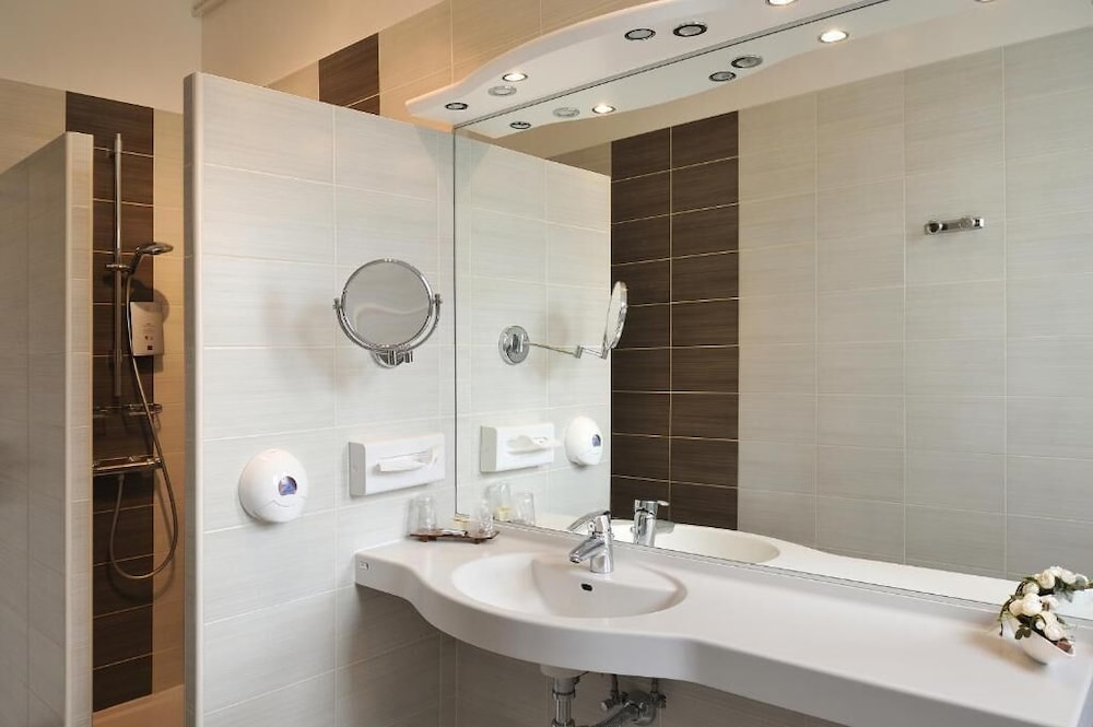 HOTEL LE PARC SOLOGNE 26/27