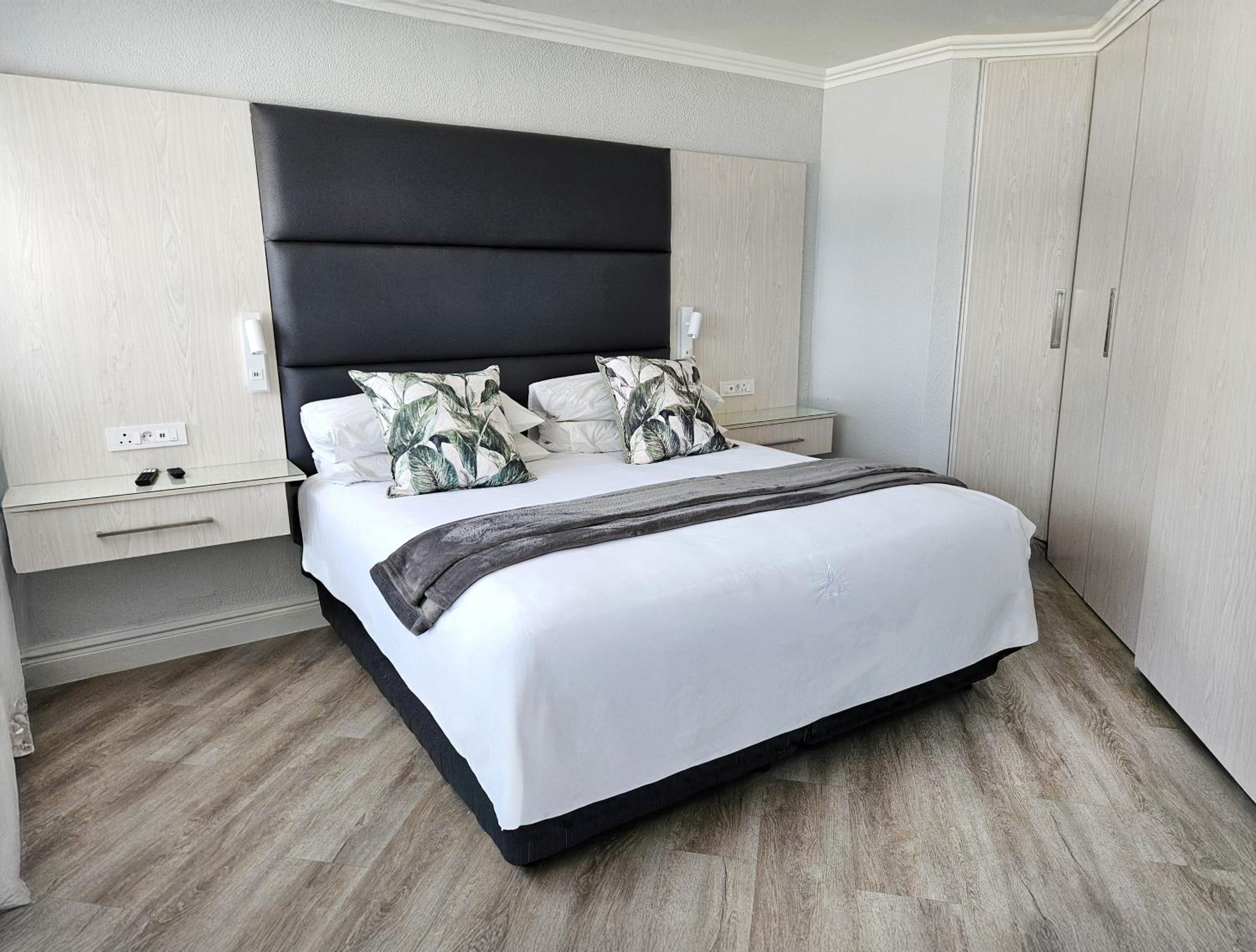 3 Bedrooms, Penthouse