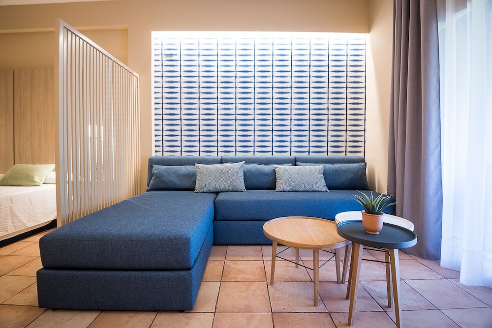 Intelier Bonaire 38/59