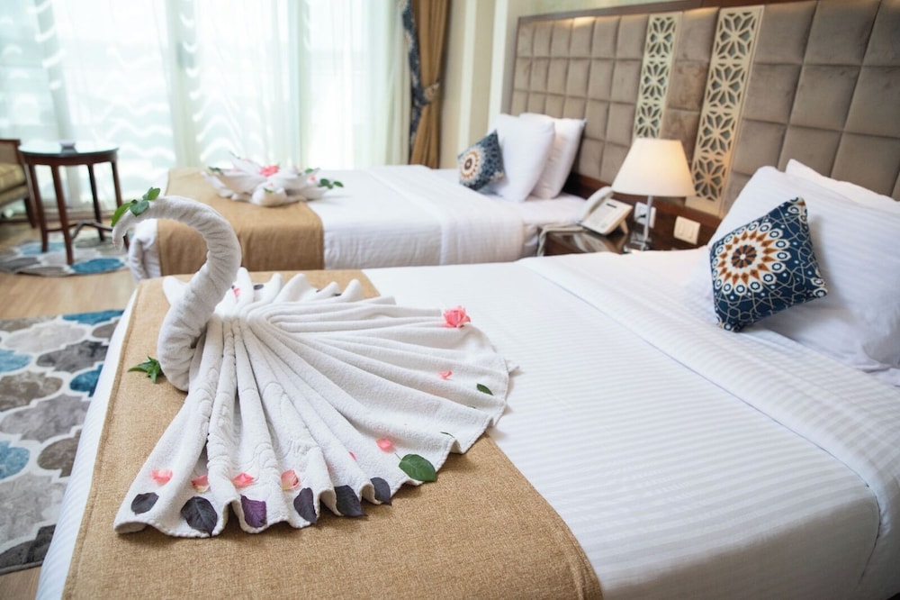 غرفة سوبيريور بسريرين منفصلين بإطلالة على النهر بغرفة نوم واحدة، Trans Nile Hotel 6/8
