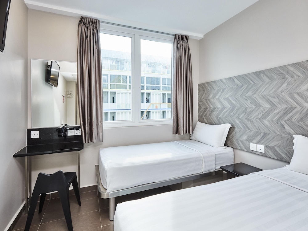 ibis budget Singapore Ruby 24/59
