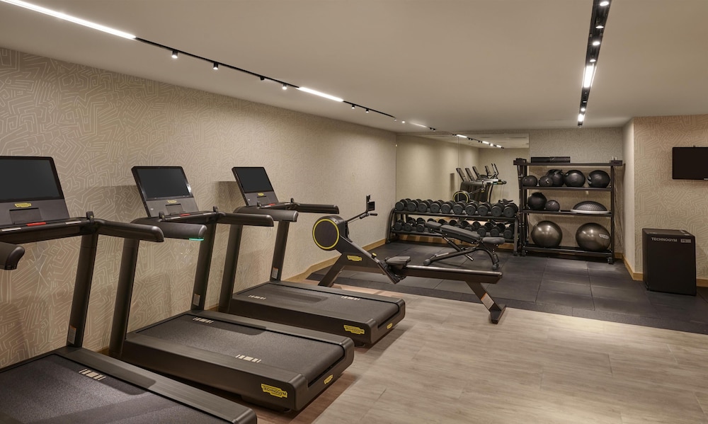 Hyatt Regency London Olympia 20/50