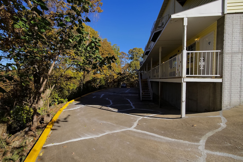 Hotel O Eureka Springs - Christ of Ozark Area 63/73