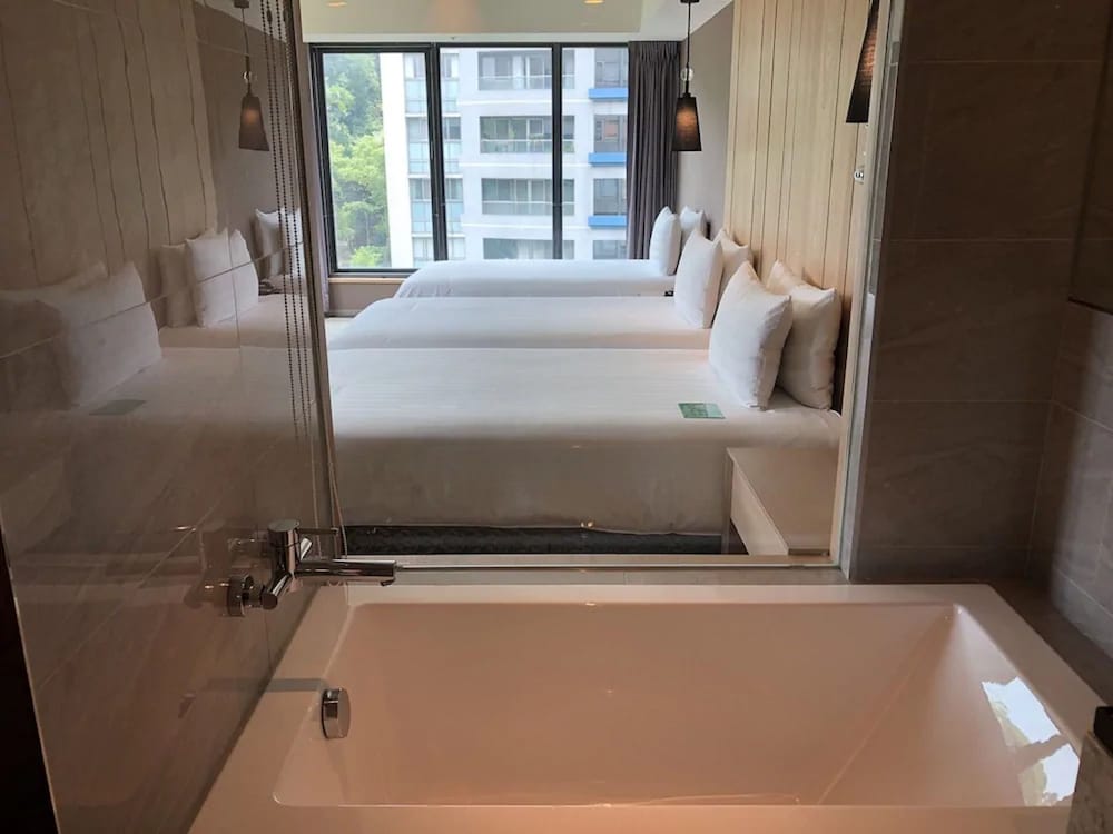La Maison Hotel 38/64