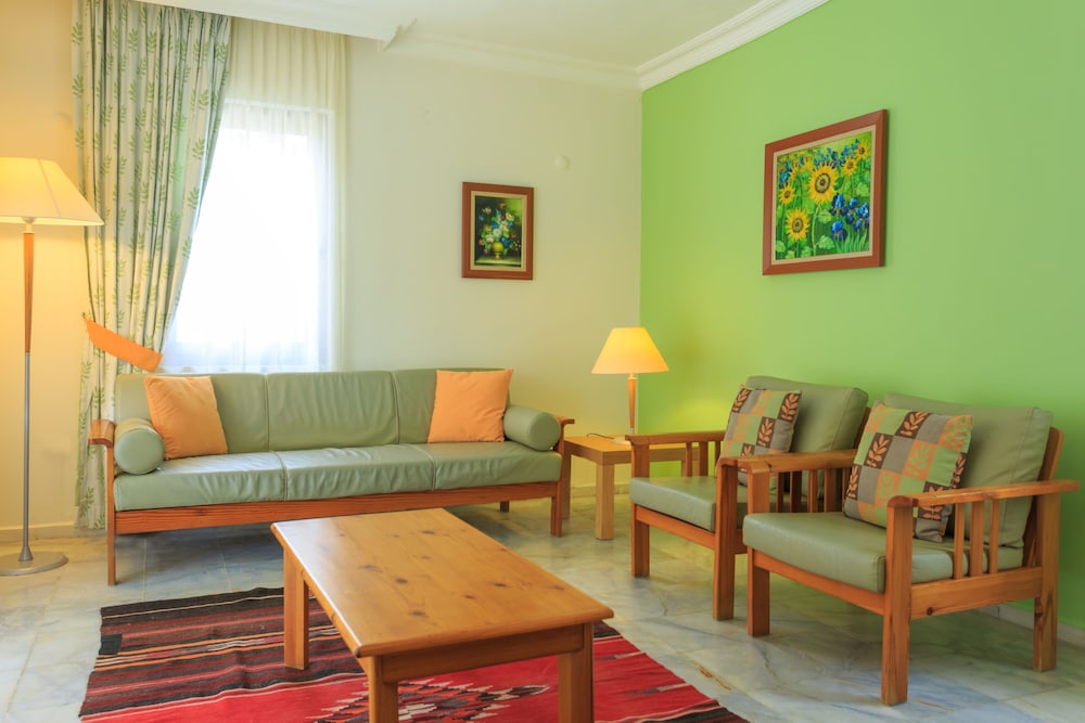 Orka World Hotel and Aqua Park 58/64